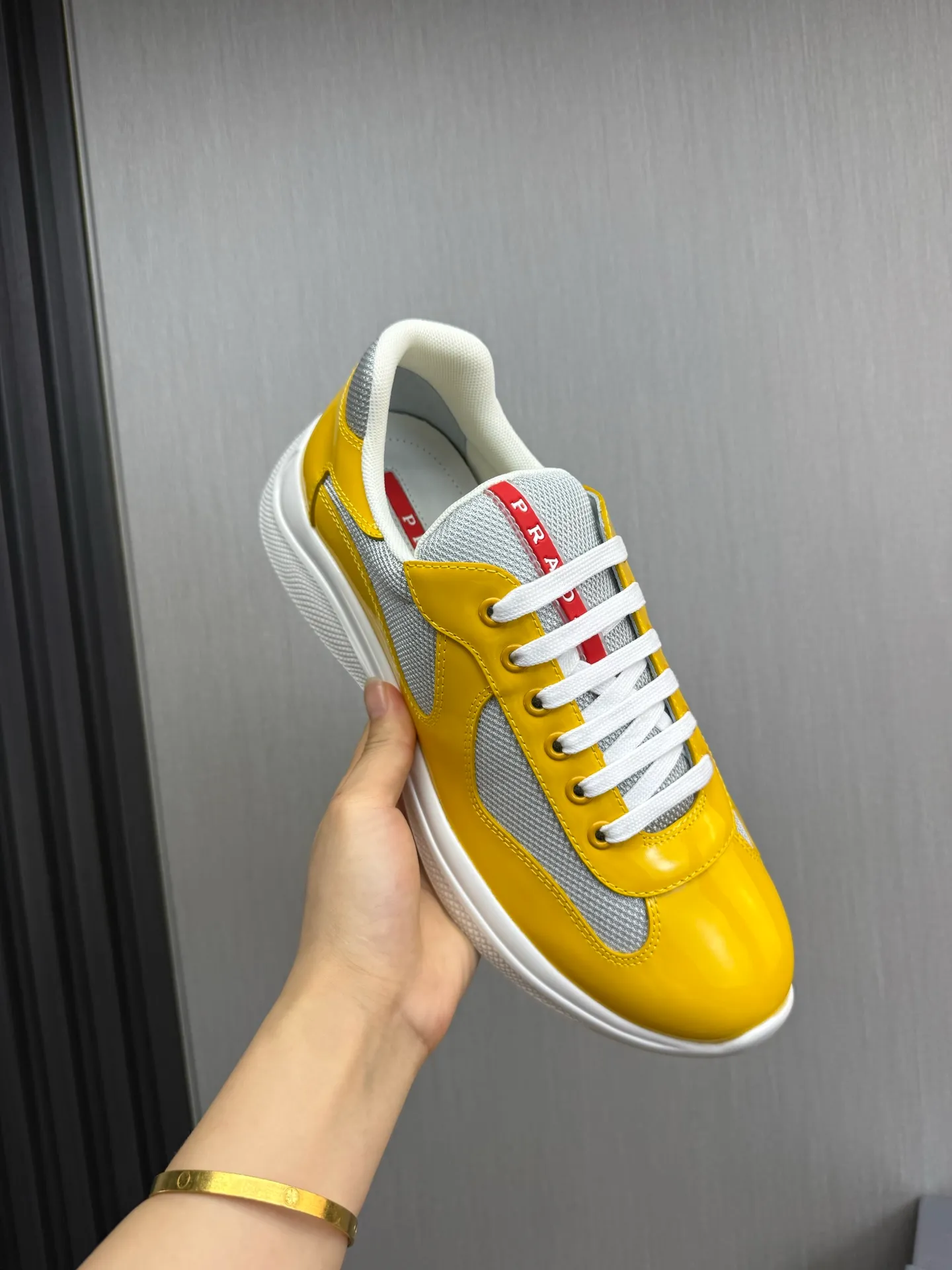 Men's shoes 640💰 [PRADA] Hot selling items🔥Must be recommended every day~~ Official website synchronized, 1:1 high quality shipments✔️ Imported cowhide fabric, rubber material + cowhide lining, original bottom, high-end airplane box packaging🎁 38-45 (38.45 custom-made, non-returnable)
